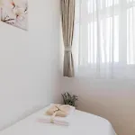 Neda شقة سبليت